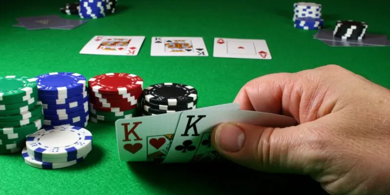 Poker Texas Hold'em - Hướng Dẫn Chơi Và Kỹ Năng Chuyên Nghiệp 3 Hướng dẫn chơi poker texas thắng nhanh