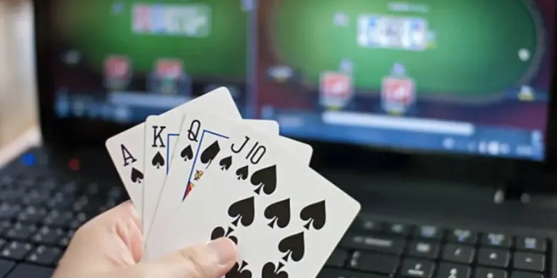 Cách chơi Poker thắng lớn: Chiến thuật theo từng giai đoạn vòng cược 3 Những điểm nổi bật trong poker